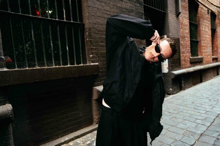 Dean Turnley landet mit „Actin’ Tough“ den ersten echten Club-Hype des Jahres