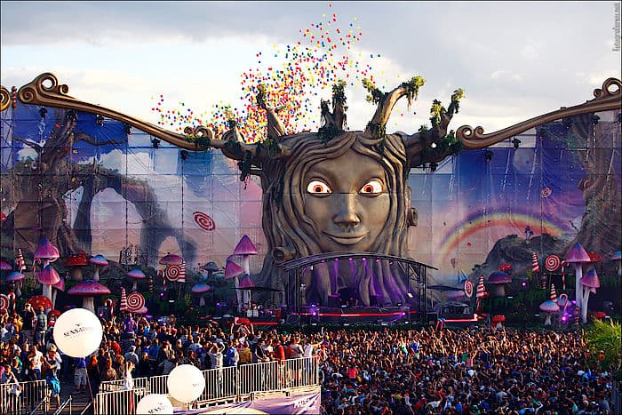 Tomorrowland 2012