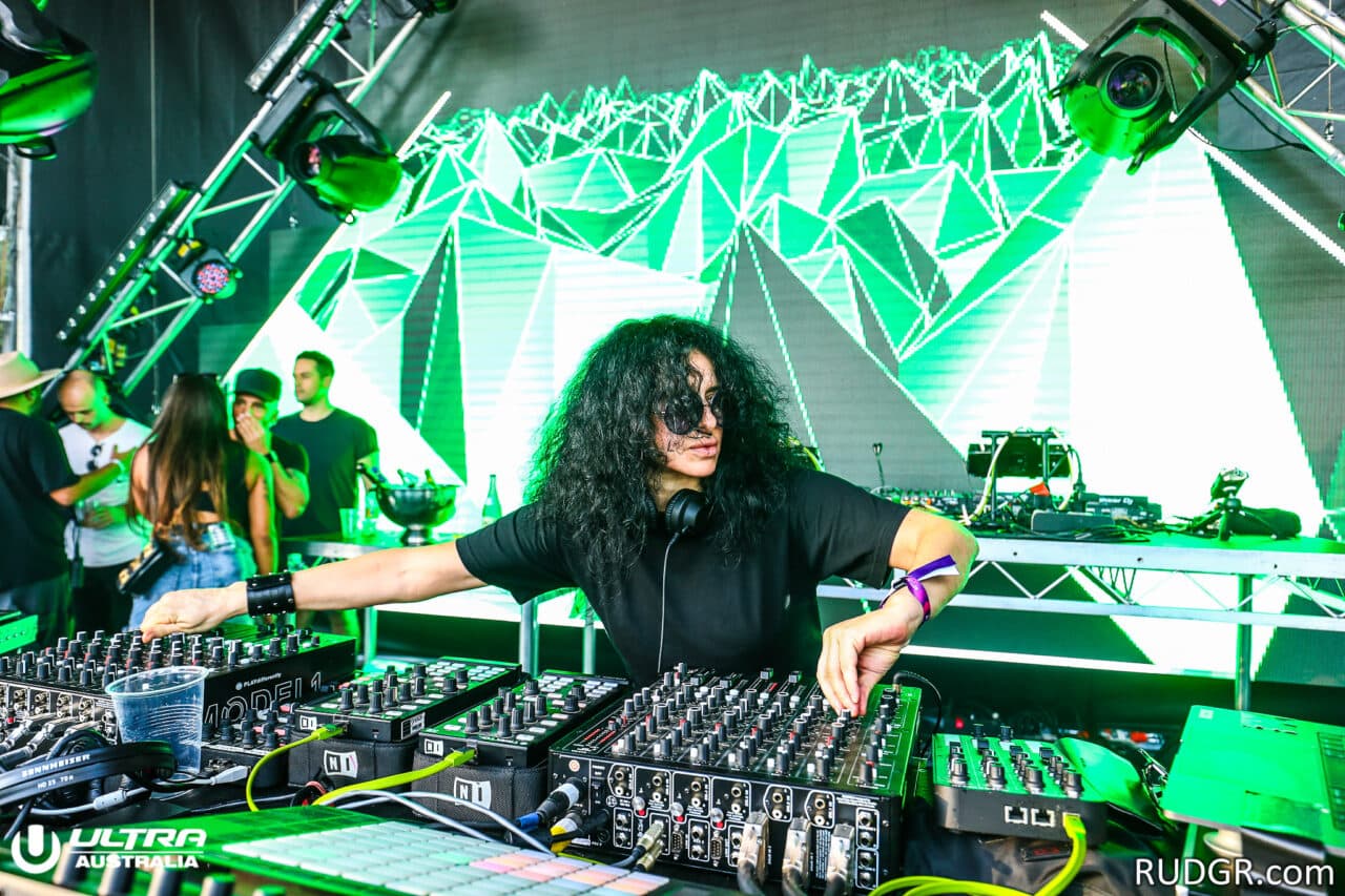Techno-Zwist beim Movement: Richie Hawtin lässt Nicole Moudaber im Regen stehen