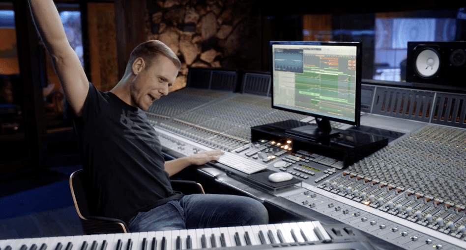 Bald kann man von Armin van Buuren lernen