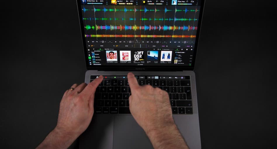 Djay Pro 2 nutzt jetzt künstliche Intelligenz für deinen Mix!