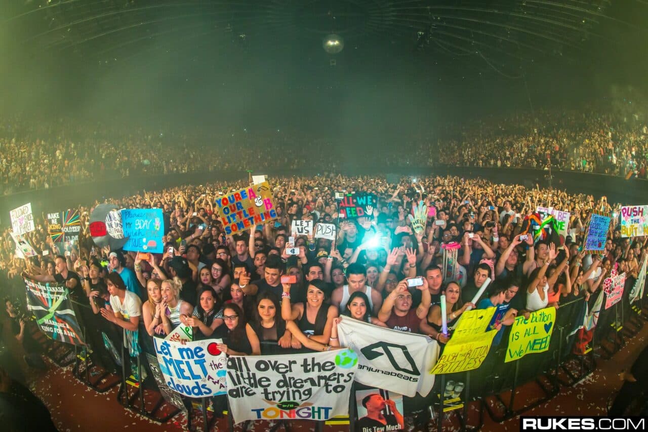 EDM Fankultur: Die große Liebe des Fanseins