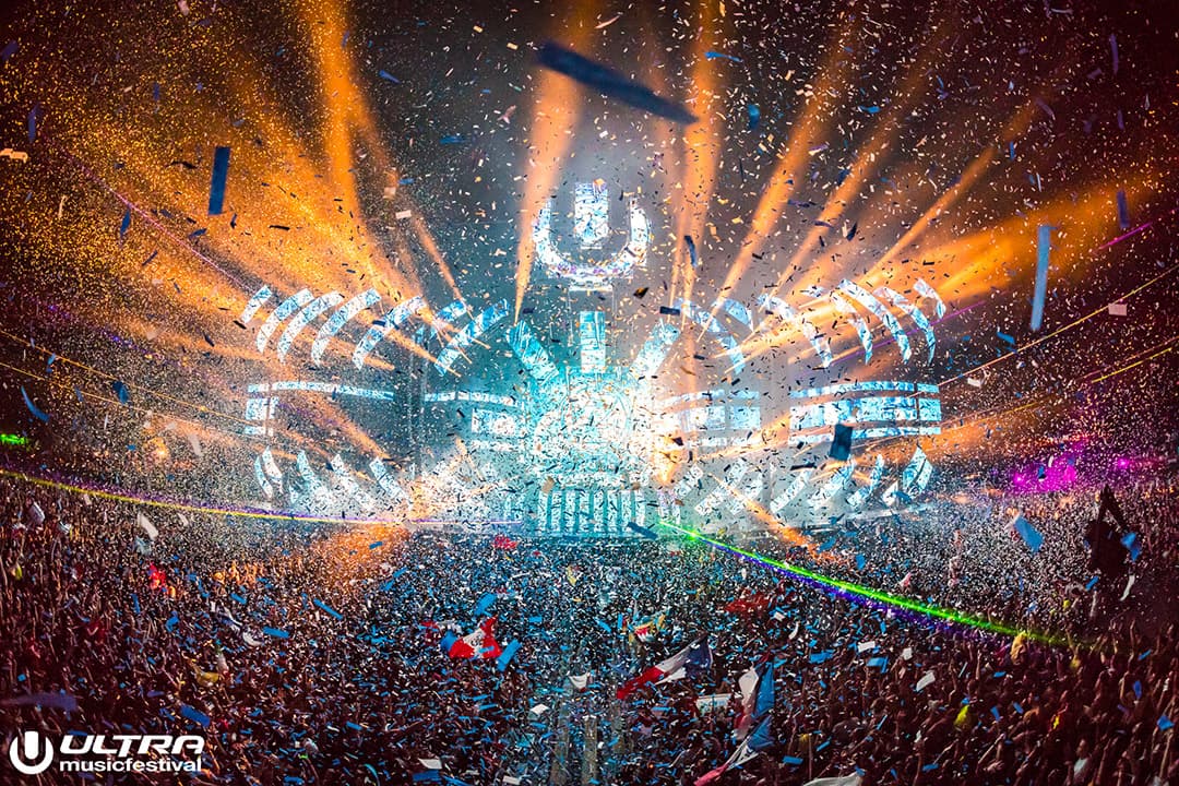 Was heißt Ultras komplettes LineUp für Swedish House Mafia Gerüchte?