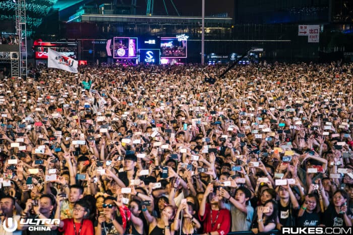Kommentar: Smartphones müssen mit zum Festival!