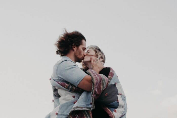 Pros und Cons: Sollte man Sex auf Festivals haben?