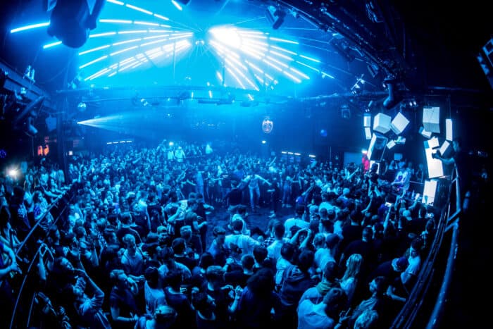 So löst ihr die 5 größten Probleme nach der Nacht im Club
