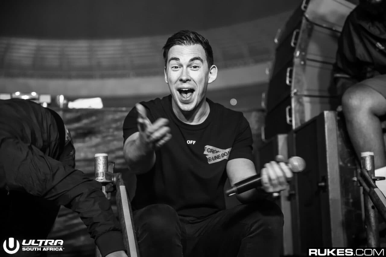 Hardwell lädt zum ADE zur Reise durch die EDM-Geschichte ein