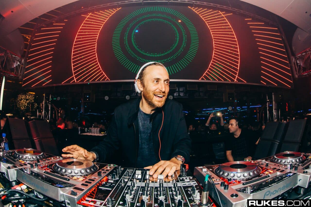 David Guetta hat sich wohl mit Freundin Jessica Ledon verlobt