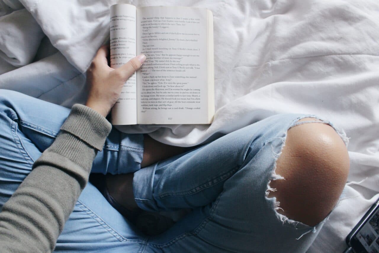 Winterlektüre: Das sind die Top 5 Bücher über elektronische Musik!