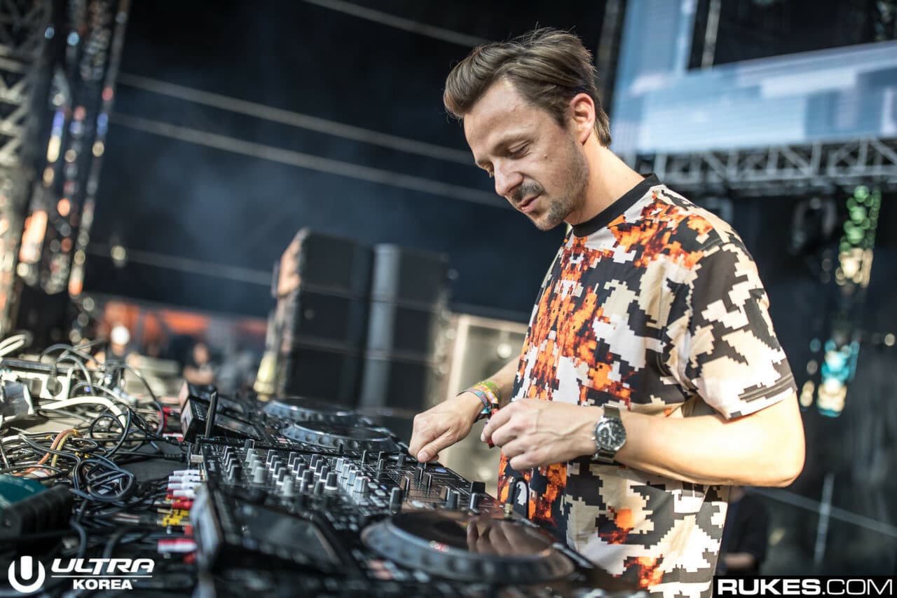 Martin Solveig kassiert Shitstorm bei Ballon d’Or Verleihung!