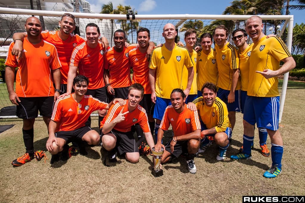 Das sind die Lieblings-Fußballvereine der Top-DJs!