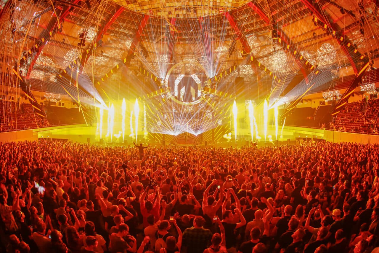 Mayday: Mega-Headliner Tiësto beeindruckt mehr als 15.000 Besucher