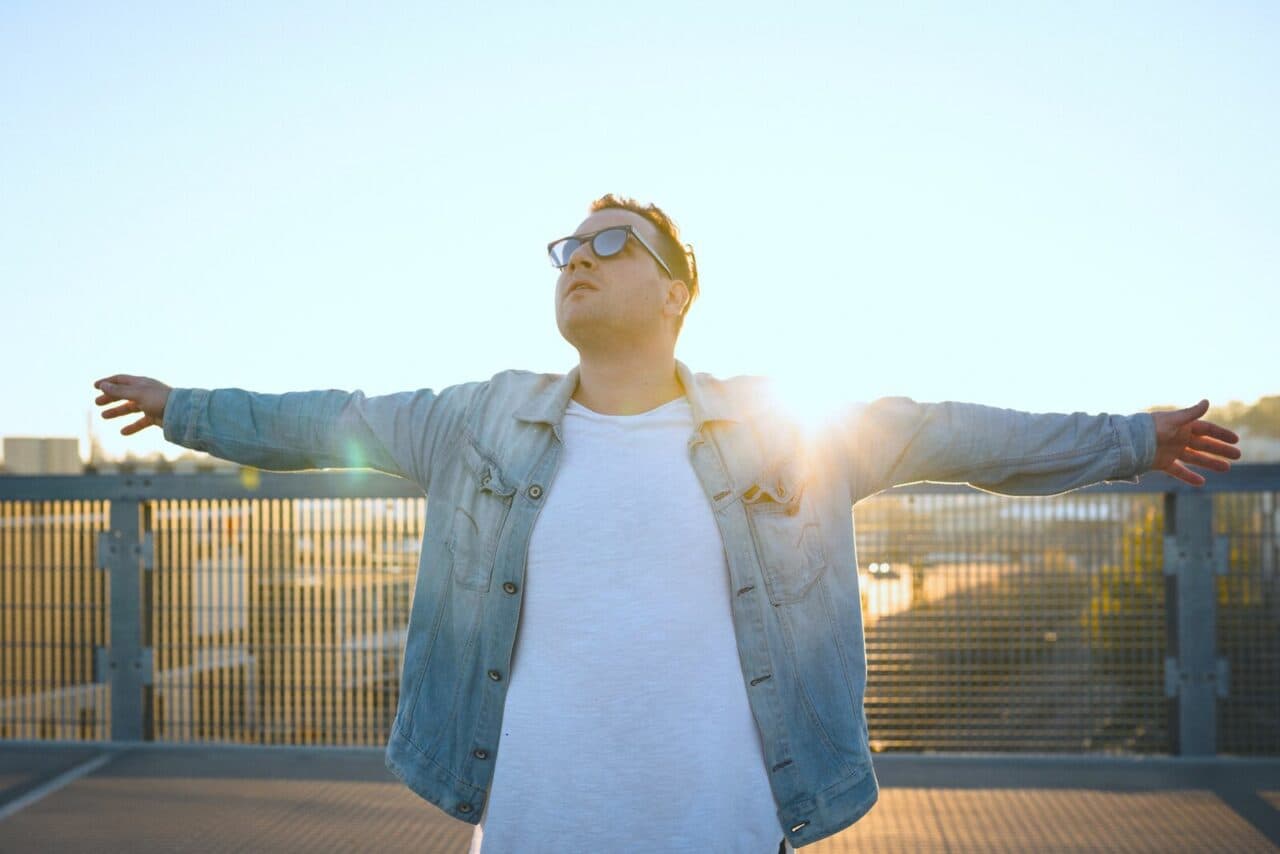 Neues vom Sensations-Newcomer: Song von Max Lean macht glücklich