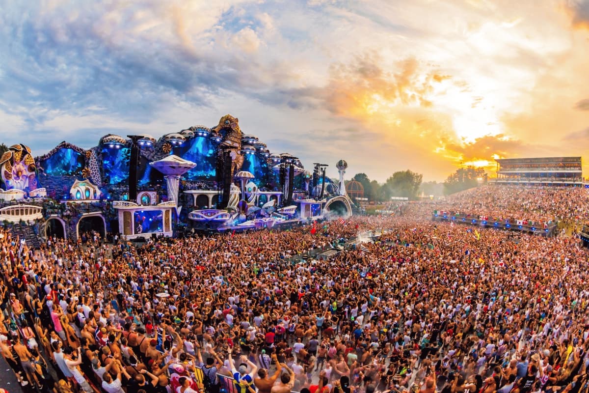 Verrät ein Easter Egg den Special Guest vom Tomorrowland?