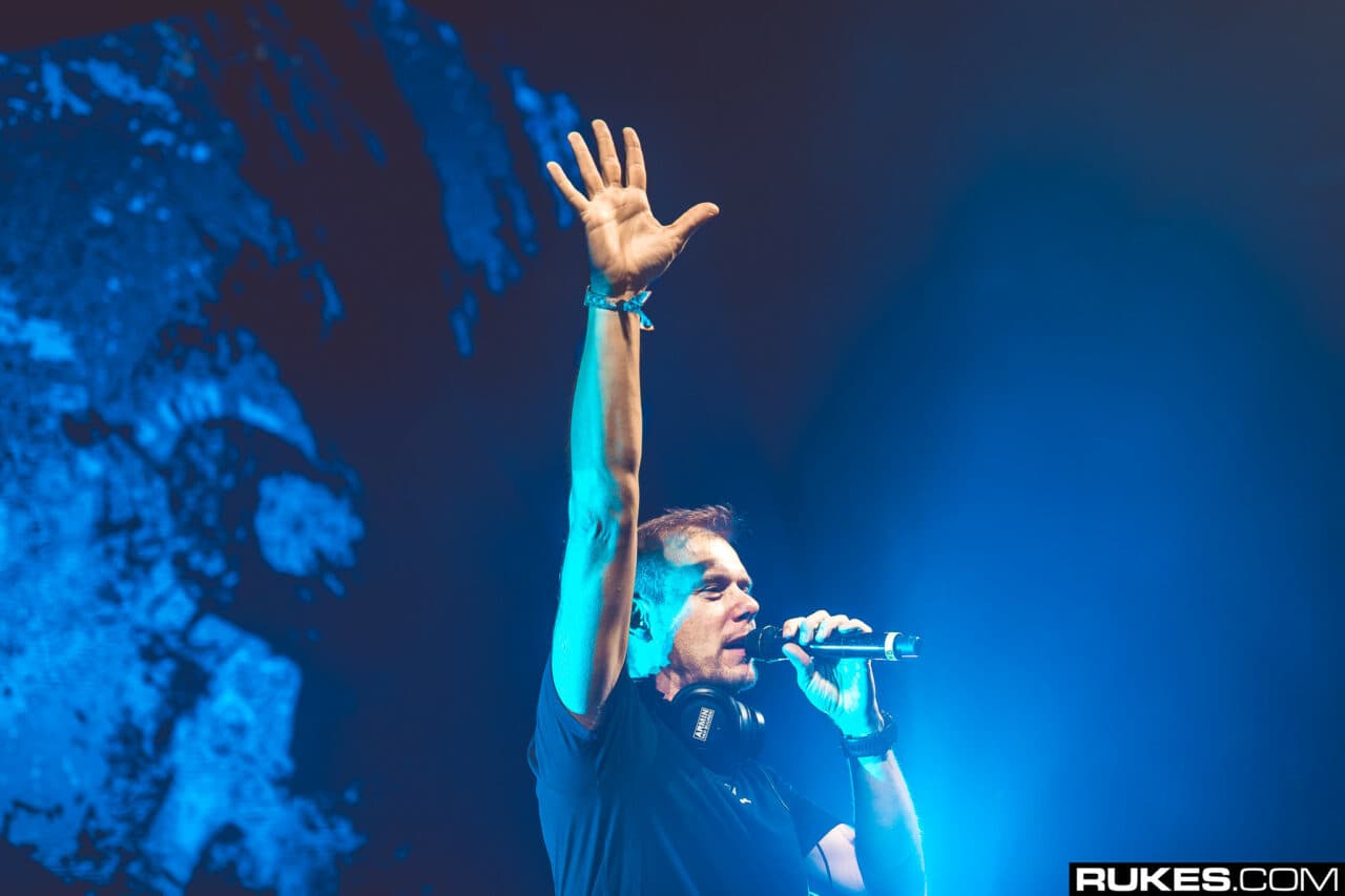 Armin van Buuren veröffentlicht erstes Album unter seinem Alias Gaia