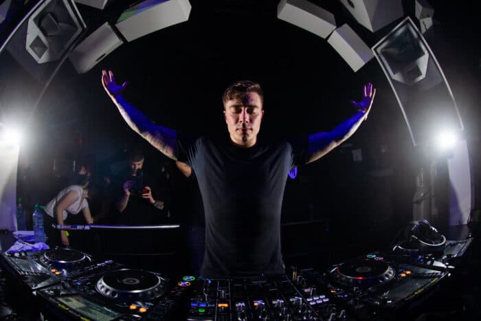 Headhunterz: „Wenn ich Probleme habe, rede ich normalerweise nicht darüber!“