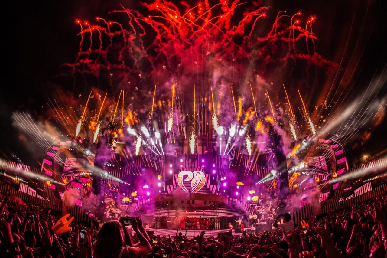 Feuerwerk, Absage & Flugshow: Das war das Electric Love Festival 2019!
