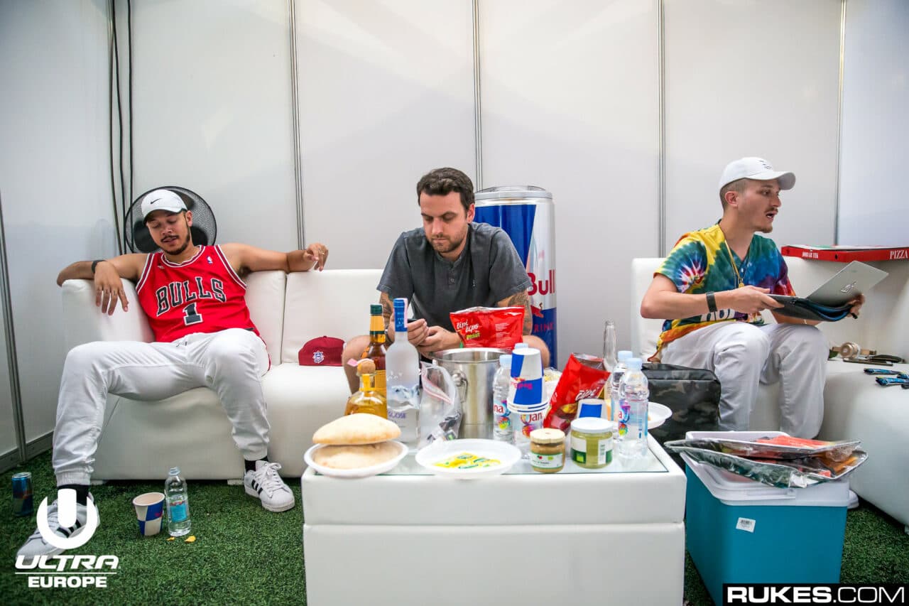 Diese Dinge packen diese sieben DJs in ihren Rider!