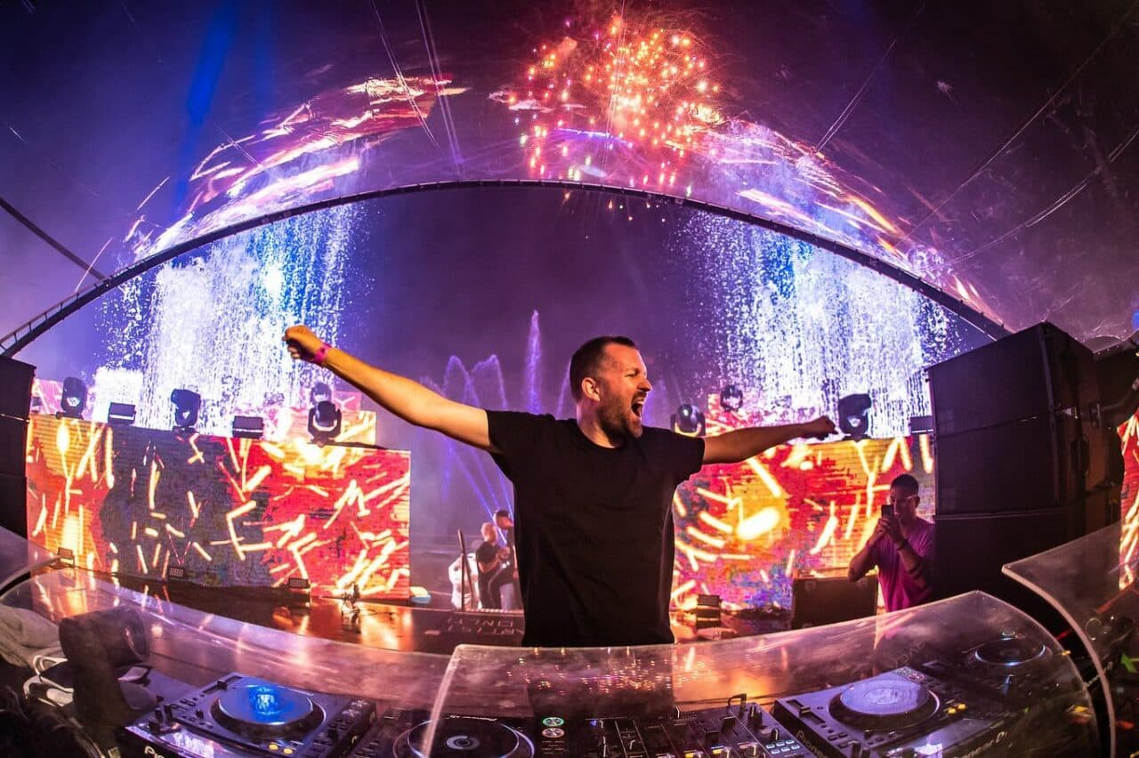 Hardstyle für Leseratten: Brennan Heart released eigenes Buch