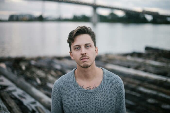 Ekali sagt Auftritt wegen Beschimpfungen in Club ab!
