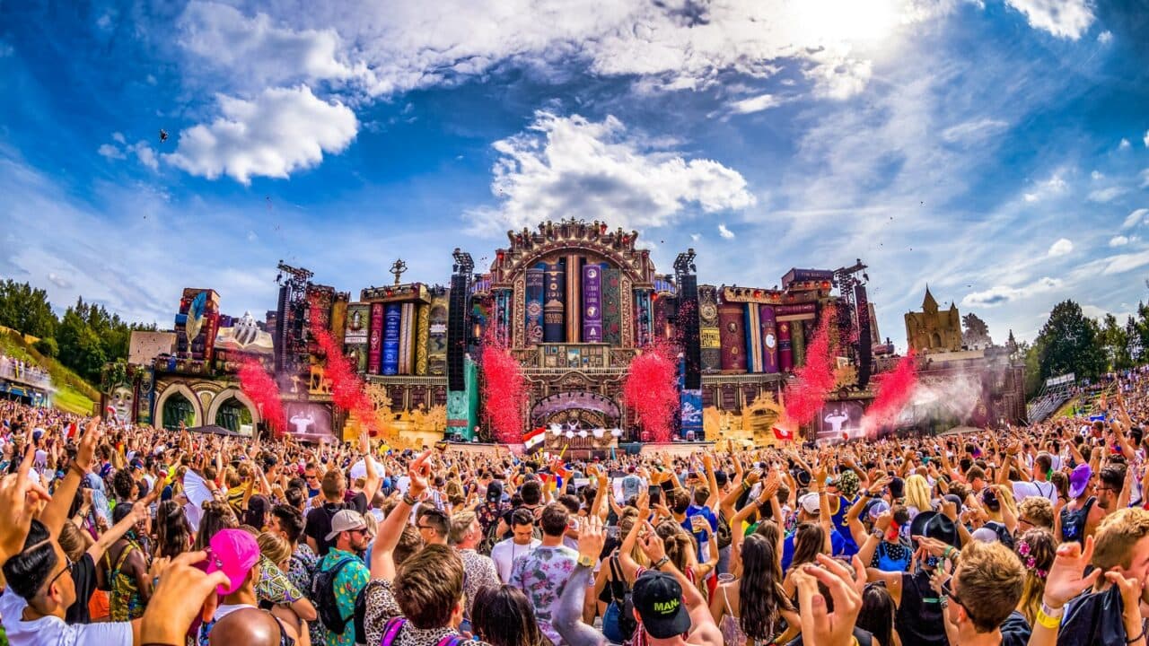 Mit diesem Ticket kommst du garantiert zu allen Tomorrowland-Events!