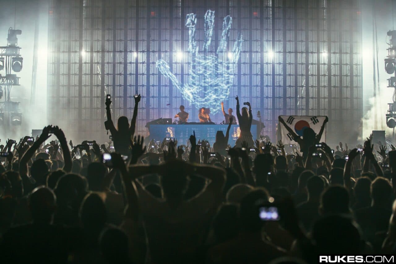 Above & Beyond liefert lang erwarteten Remix zu „Blue Monday“