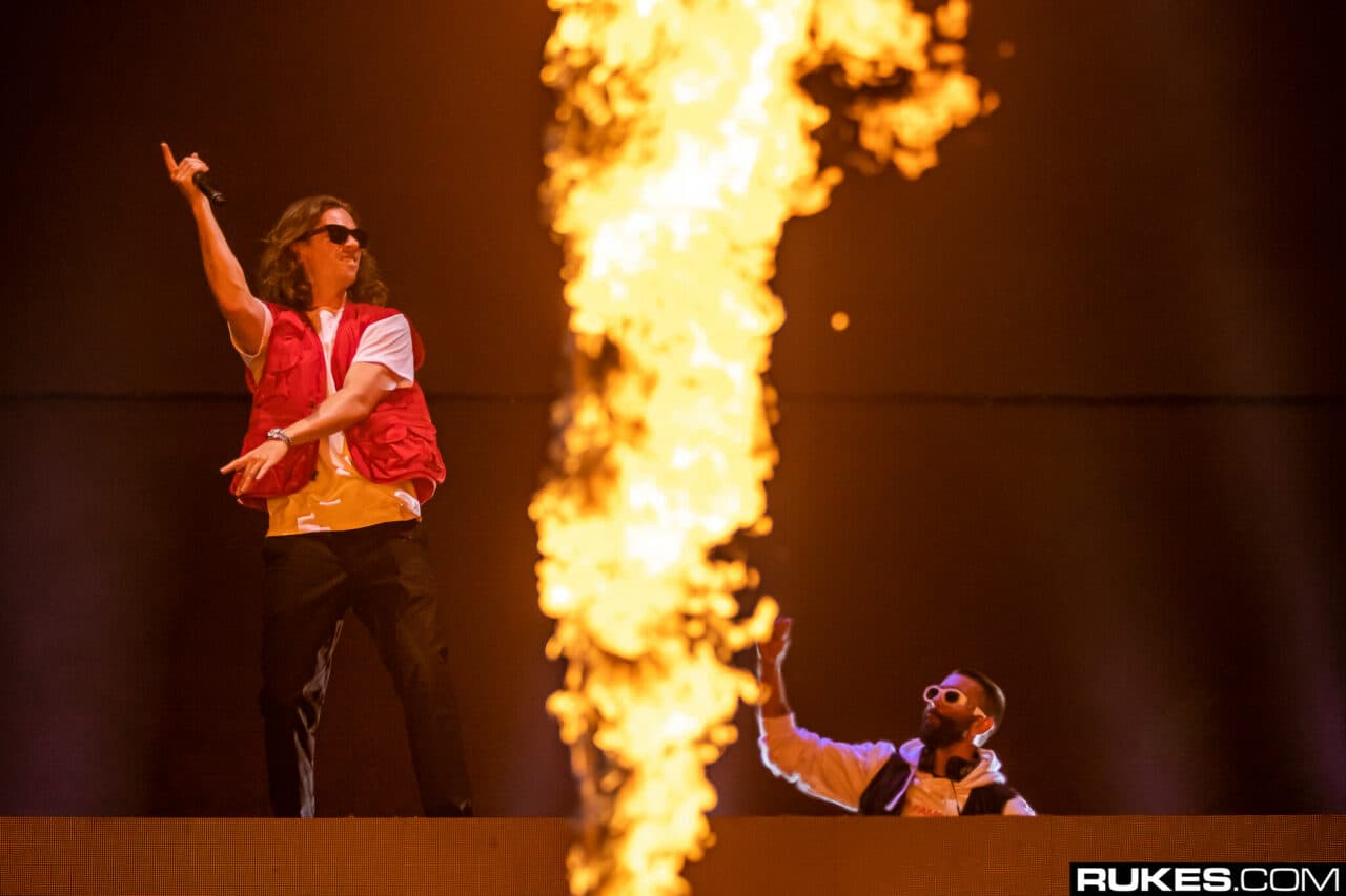 EDC Mexiko: Yellow Claw und Headhunterz liefern feuriges B2B