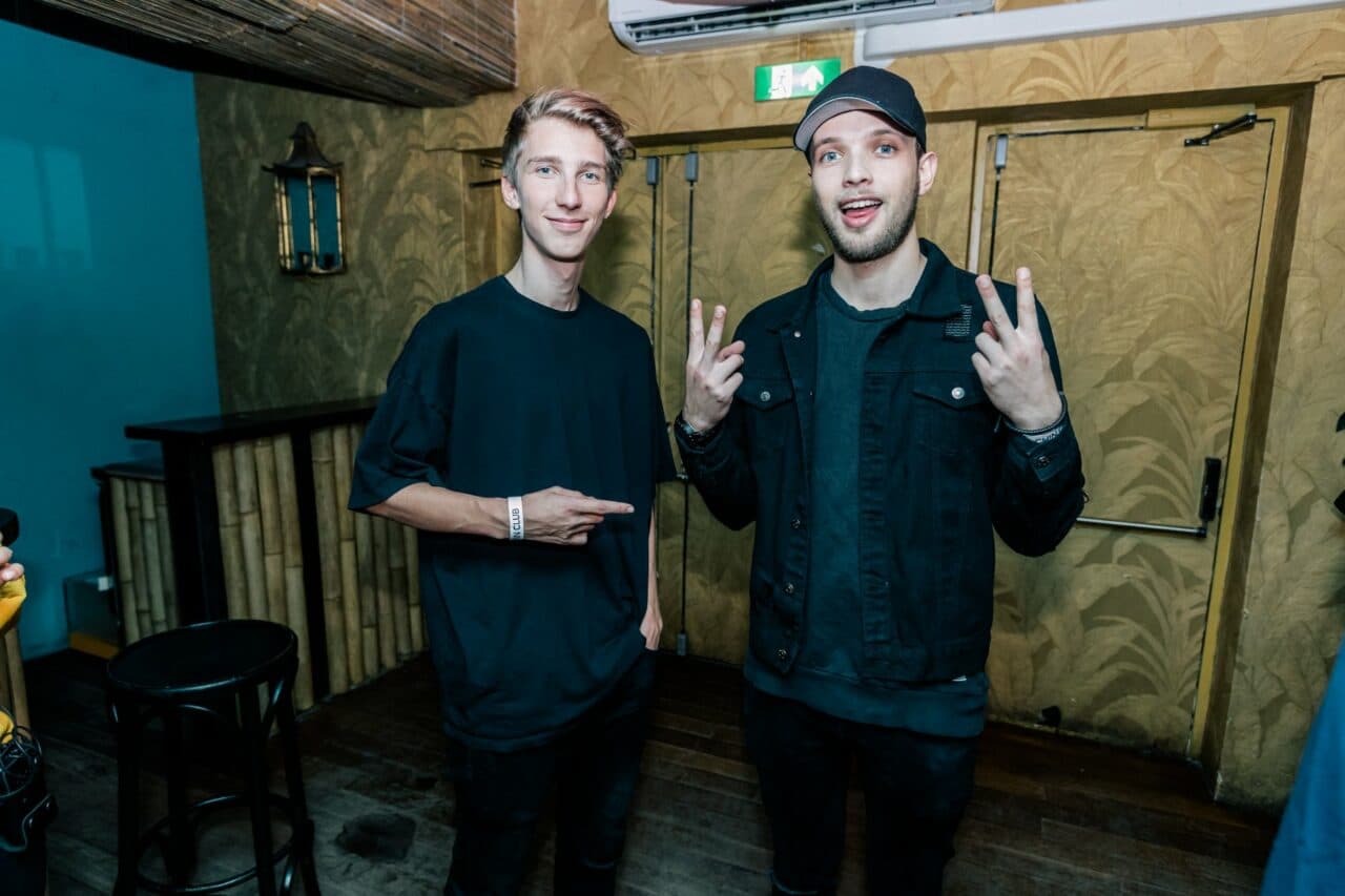 Brooks & Mesto: So klingt ihre lang ersehnte Collab „Long Time“