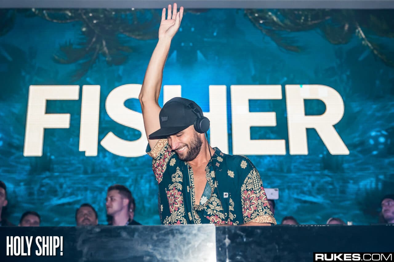 FISHER: Liefert er mit „Just Feels Tight“ den nächsten Tech-Hit?