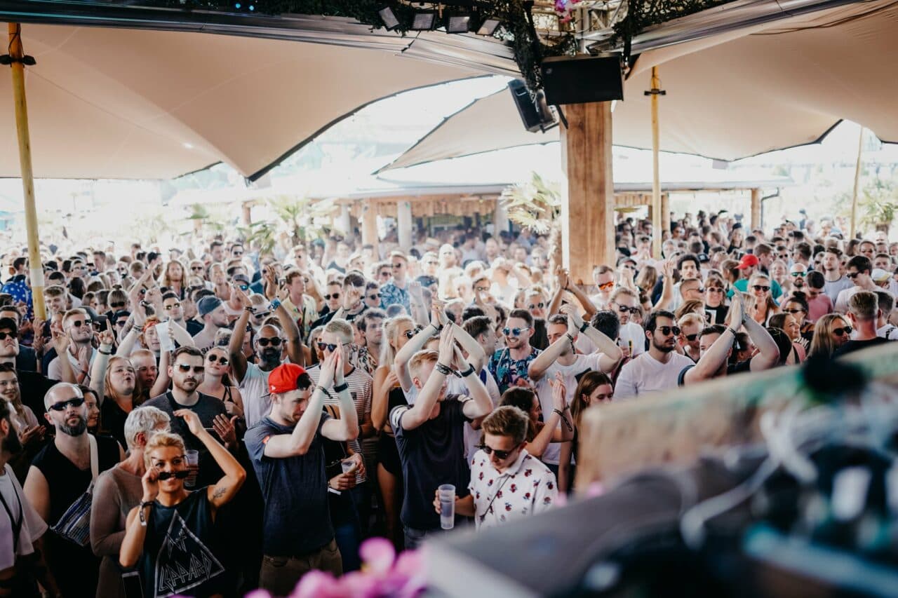 Open-Air im Coconut Beach: Kanello Galore mit Âme & TERR