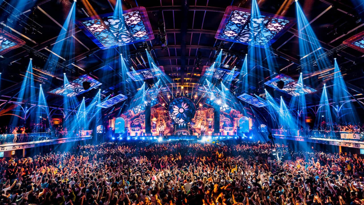 Tomorrowland Winter Aftermovie 2022: Festival-Vibes inmitten von Schneepisten