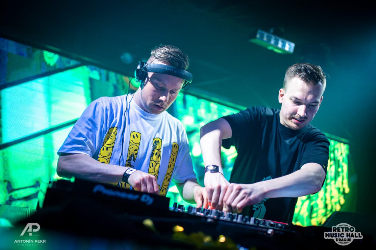 Das Set zum Sonntag: AXMOs Rave Culture Liveset mit haufenweise neuer Musik