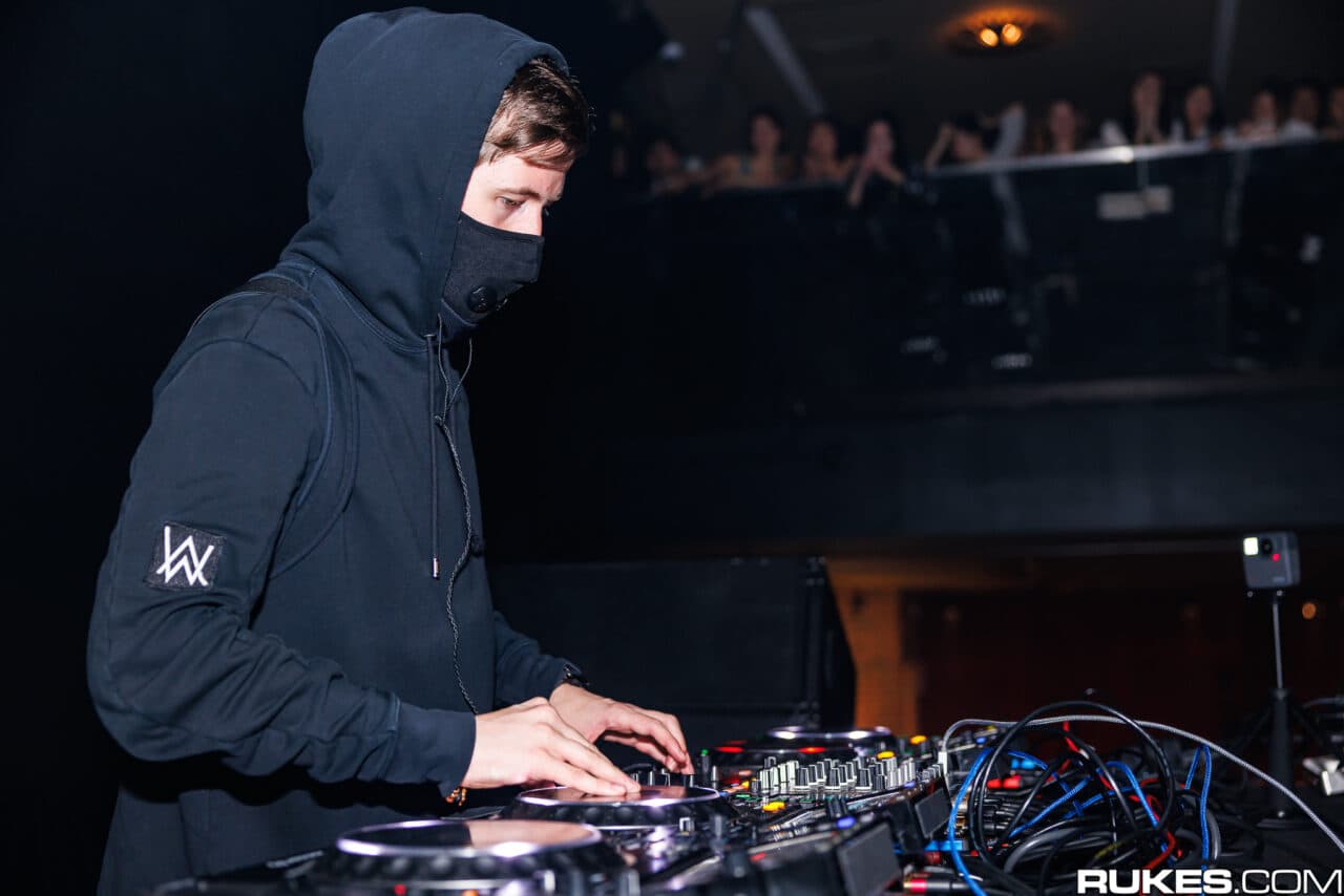 Walkerverse: Alan Walker kündigt Welttournee 2022 an