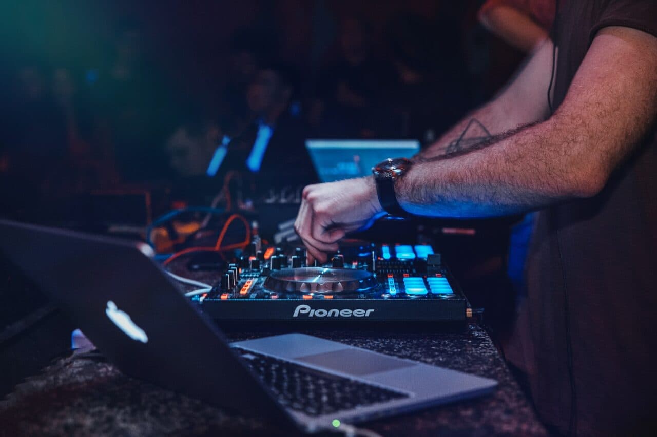 Virtuelle DJ-Sets im Casino: Was bringt die Zukunft?