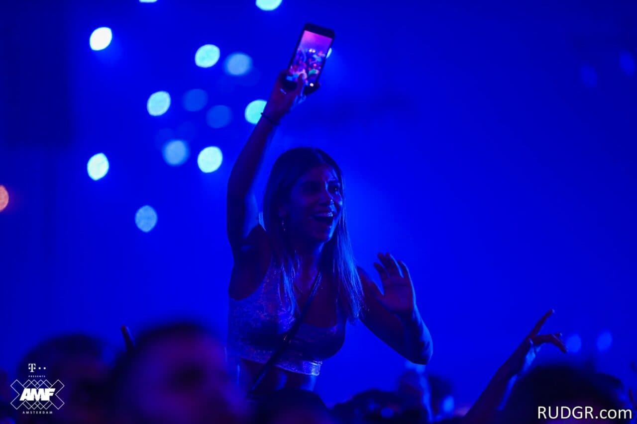Die besten Smartphone-Apps für deinen nächsten Festivalbesuch
