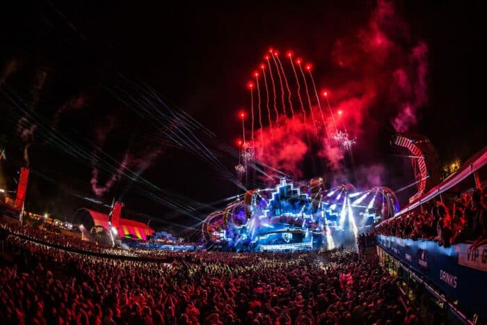 Electric Love Livestream: Sei live bei Armin van Buuren, Kygo & Co. dabei