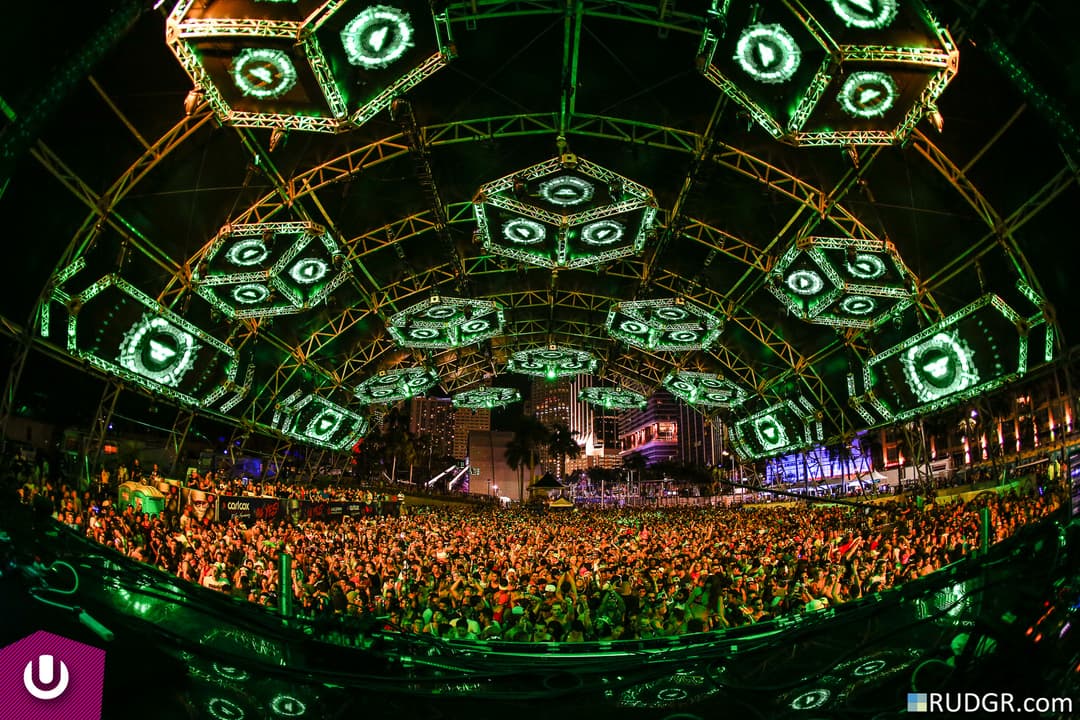 Amelie Lens, Carl Cox, Sara Landry: Das komplette RESISTANCE Line-up fürs Ultra Miami 2026