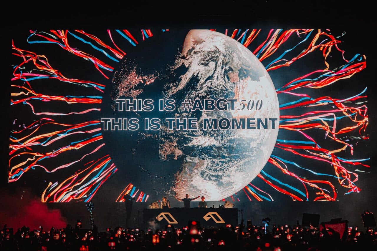 Das Set zum Sonntag: Above & Beyond verzaubern Los Angeles