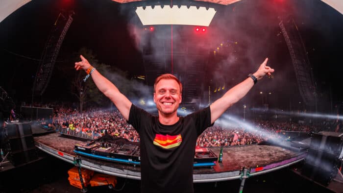 Trance trifft Hardstyle: Armin van Buuren & Wildstylez releasen Collab