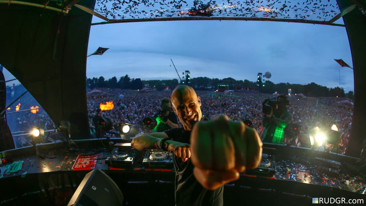 Das Set zum Sonntag: Hardstyle-Ekstase mit Ran-D auf der Defqon.1