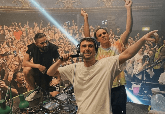 Fred again.., Skrillex, Hardwell & Co.: Die EDM-Releases der 11. KW 2023