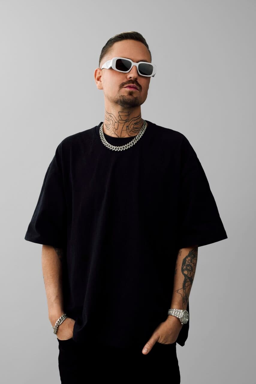 Emotionale Reise: Robin Schulz‘ neues Album „PINK“ erscheint im August