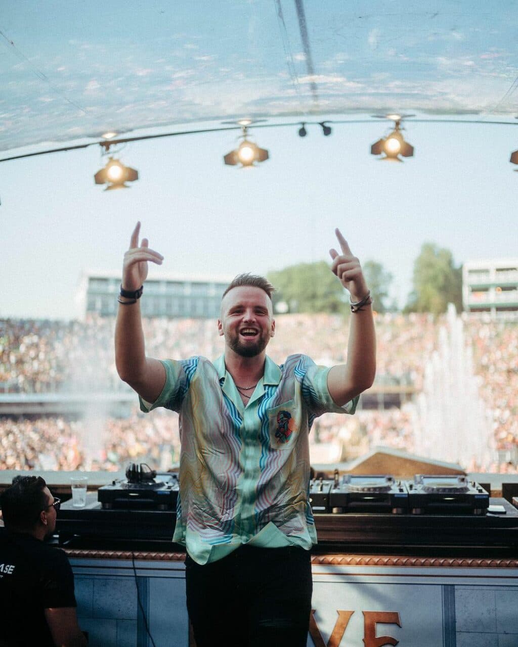 Im Rampenlicht: Wie Topic die EDM-Szene im Sturm erobert hat