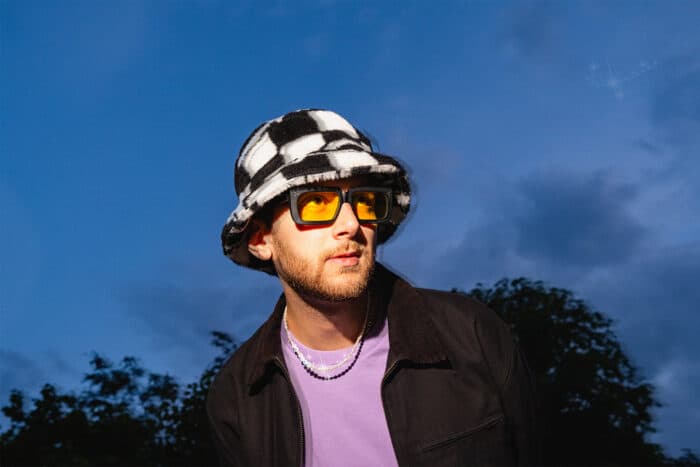 Von Willy Wonka auf den Dancefloor: Jonasu mit „Whatever I Like“