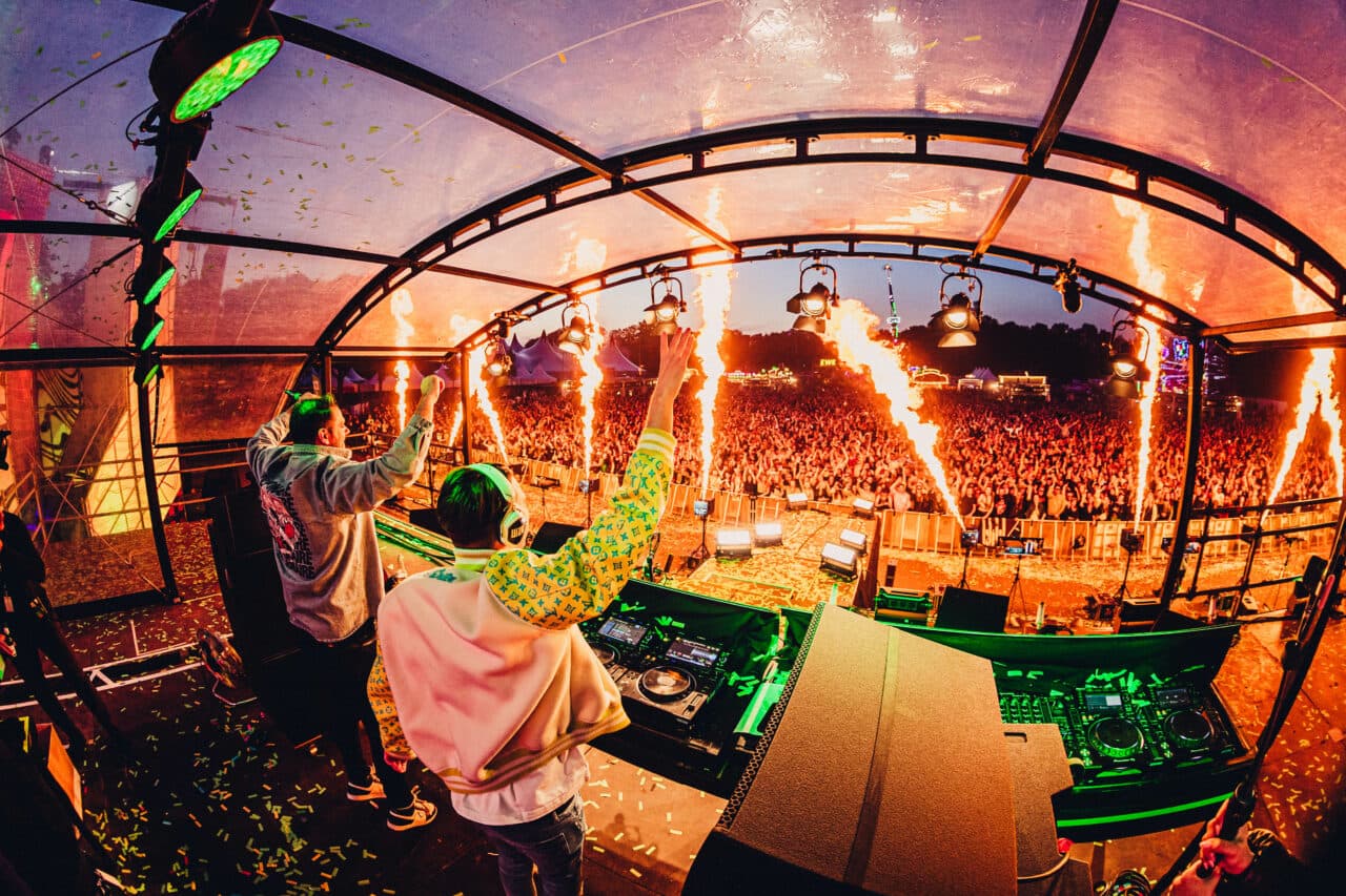 „Pedro“ goes Mainstage: W&W remixen viralen Mega-Hit