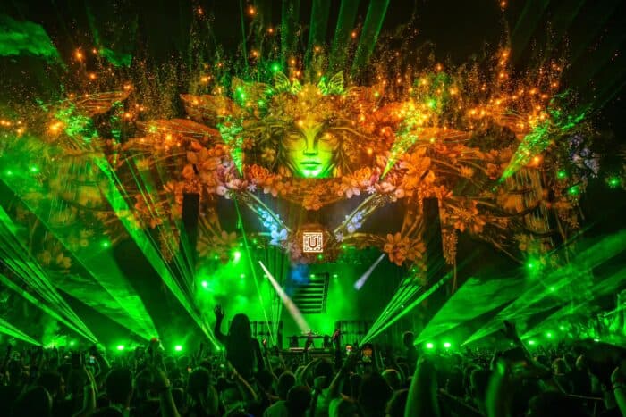 Kommentar: Keine Geschichte bleibt unerzählt – das UNTOLD Festival 2024