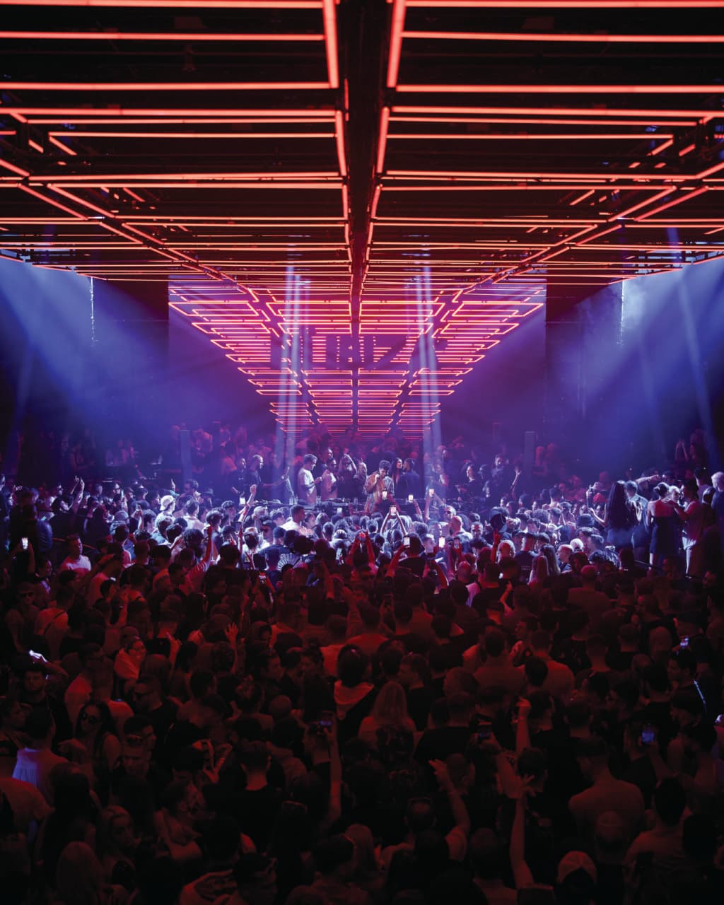 DJ Mag Top 100 Clubs 2025: Ibiza bleibt vorn, deutsche Clubs verlieren an Boden