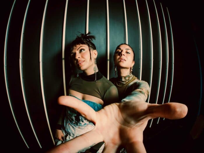 Krewella feiern ihr Comeback mit emotionaler Techno-Single