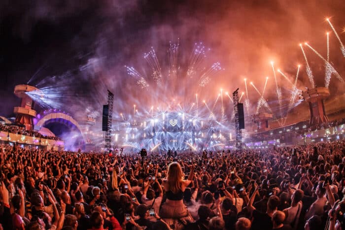 Electric Love startet mit Gewitter, Headliner-Ausfall und Gänsehaut-Opening