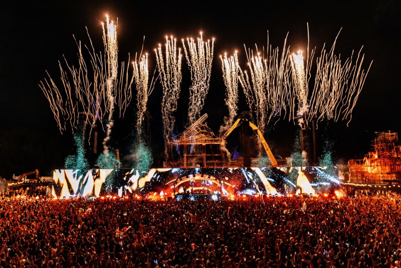 Tomorrowland darf auch am zweiten Wochenende Feuerwerk zünden